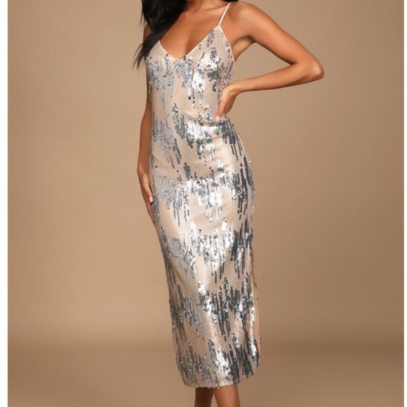 Lulus Dresses & Skirts - Rose Gold and Silver Sequin Midi Dress
